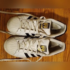 AdidasSuperstar Originals Womens 7